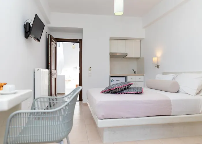 Depis Place And 아파트 Naxos City