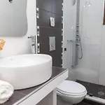 Apartment Depis Place And