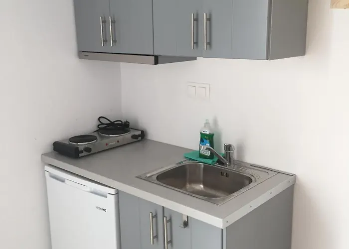 Depis Place And Апартаменты